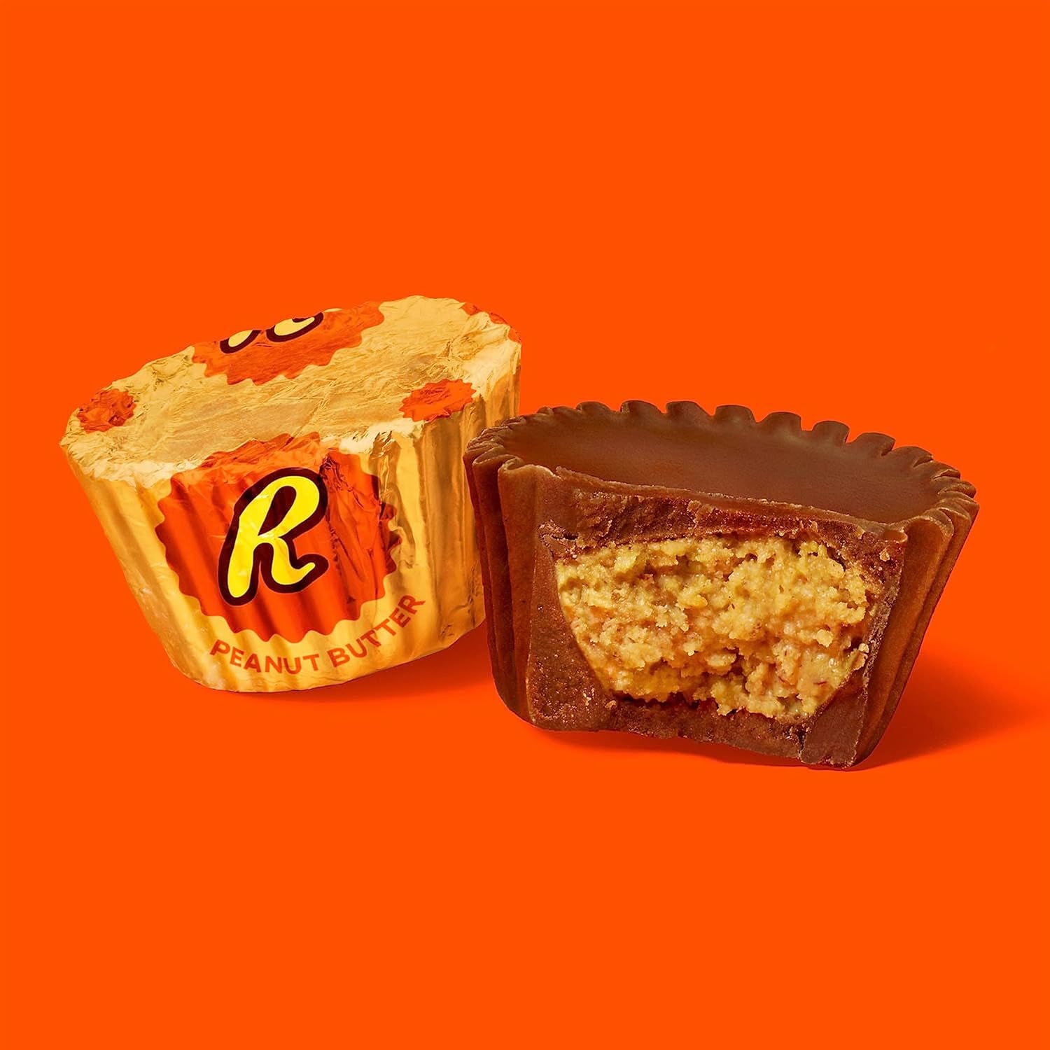 Miniatures Milk Chocolate Peanut Butter Cups, Halloween Candy Party Pack, 35.6 Oz